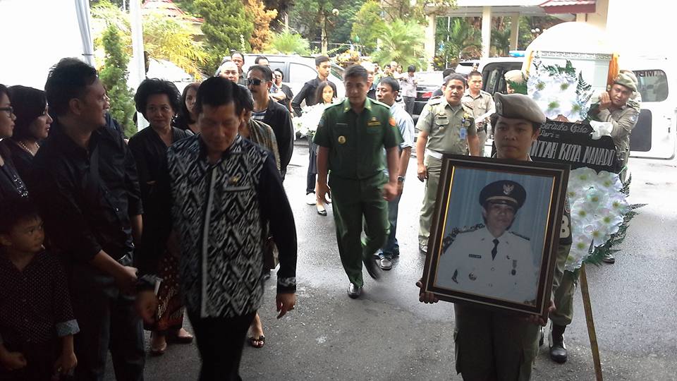 Ir NH Eman Berpulang, Walikota Tomohon Sampaikan Belasungkawa